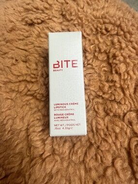 NIB Bite Beauty Luminous Creme Cream Lipstick With Resveratrol Discontinued Zin